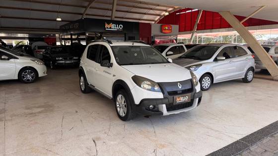 RENAULT SANDERO 1.6 STEPWAY 8V FLEX 4P MANUAL RENAULT SANDERO 1.6 STEPWAY 8V FLEX 4P MANUAL
